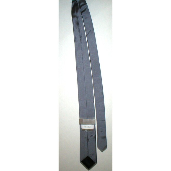 New NWT Mens Designer Calvin Klein Silk Steel Long Neck Tie Sillver Business - Picture 4 of 5